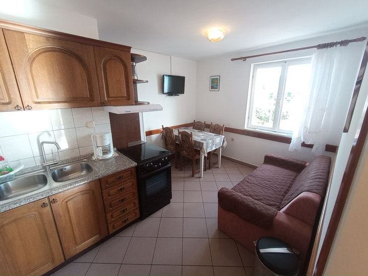 Apartment 3 – photo 1